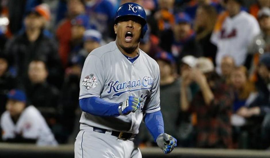 El receptor Salvador P&eacute;rez fue elegido el MVP de la Serie Mundial. (Foto: AFP)