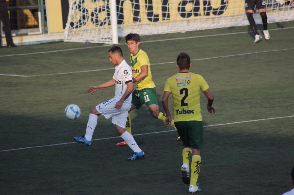 Comunicaciones cay&oacute; de visita a San Miguel Petapa. (Foto: Facebook Comunicaciones) 