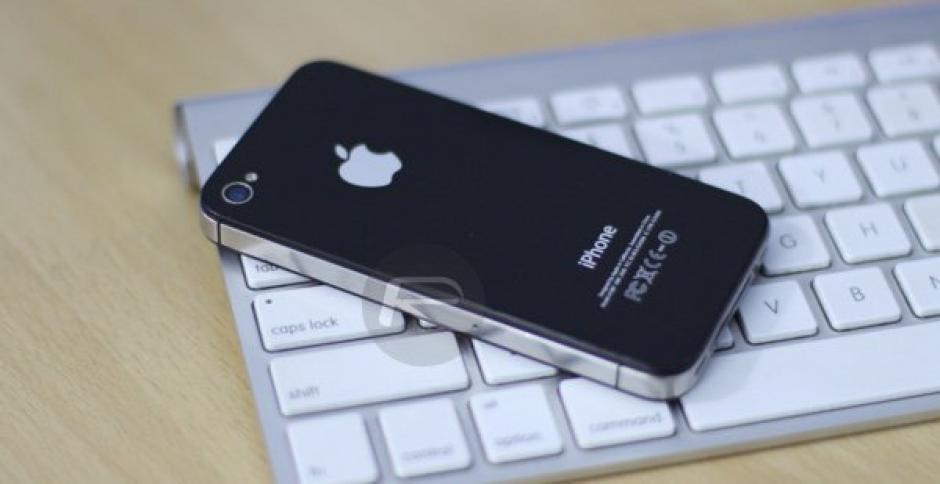 El iphone 4 y MacBook Air son producto obsoletos para Apple. (Foto: Twitter)