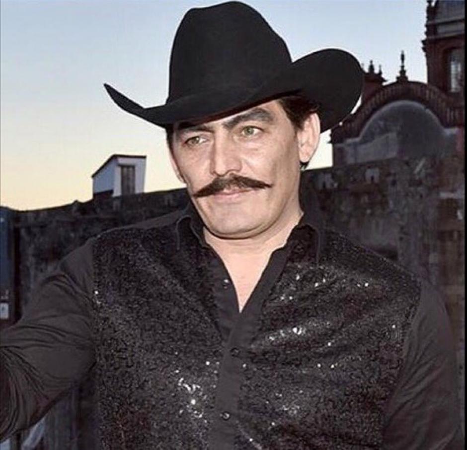José Manuel Figueroa quedó igualito a Joan Sebastian para nueva serie