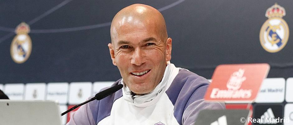 Zidane asegur&oacute; que est&aacute; feliz y anuncia cambios para enfrentar al Atl&eacute;tico. (Foto: Marca)