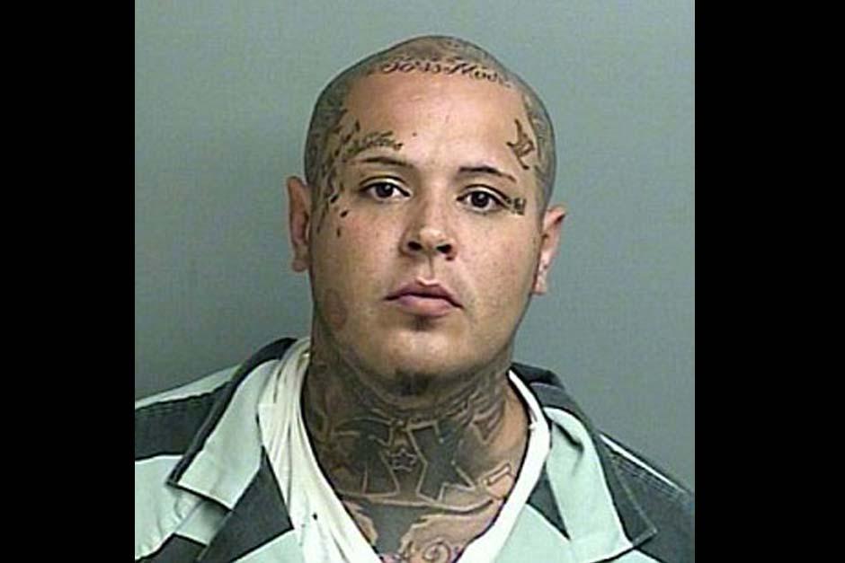 El sospechoso es conocido como Anthony Ad&aacute;n Escobedo y tiene antecedentes por narcotr&aacute;fico. (Foto: dailymail.co.uk)