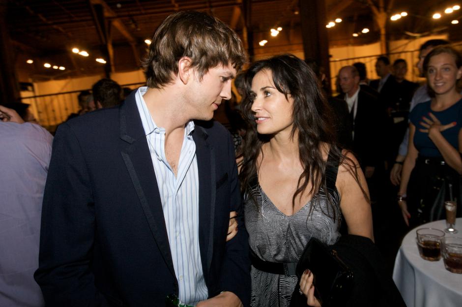Demi Moore y Ashton Kutcher est&aacute;n divorciados tras un periodo de separaci&oacute;n. (Foto: Google)