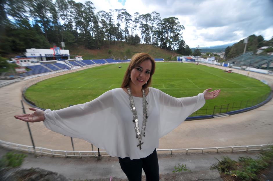La se&ntilde;ora Irasema Mel&eacute;ndez es la &uacute;nica presidenta mujer entre los 12 equipos de la Liga Nacional, en el f&uacute;tbol guatemalteco. (Foto: Byron de la Cruz/Nuestro Diario)&nbsp;