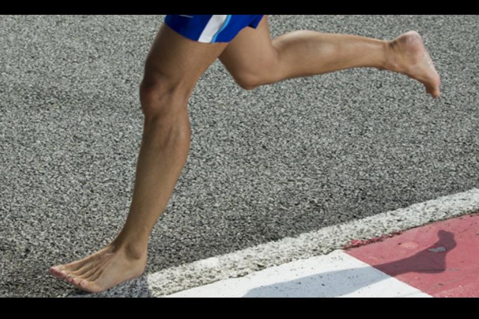 Hacer deporte sin calzado puede provocar muchas lesiones en los pies. (Foto: Archivo)