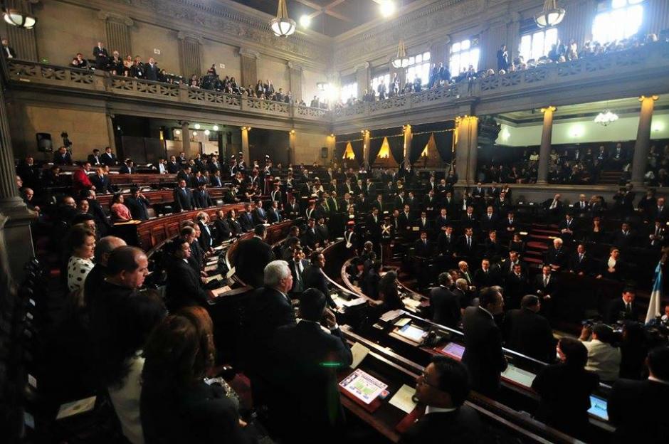 El Movimiento Reformador y Todos se han debilitado por el transfuguismo. El primero perdió un diputado y el segundo a tres. (Foto: Archivo/Soy502)