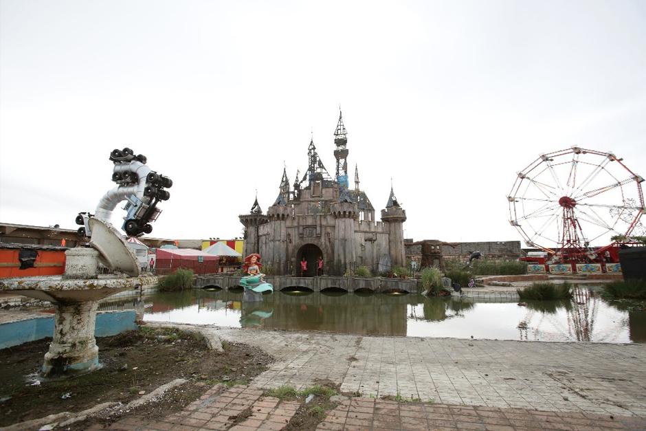Dismaland es un parque NO apto para ni&ntilde;os.