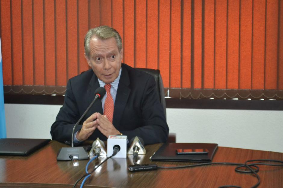 El presidente de Cacif apareció ante los medios después de pasar varios días ausente. (Foto: Cámara de Comercio)