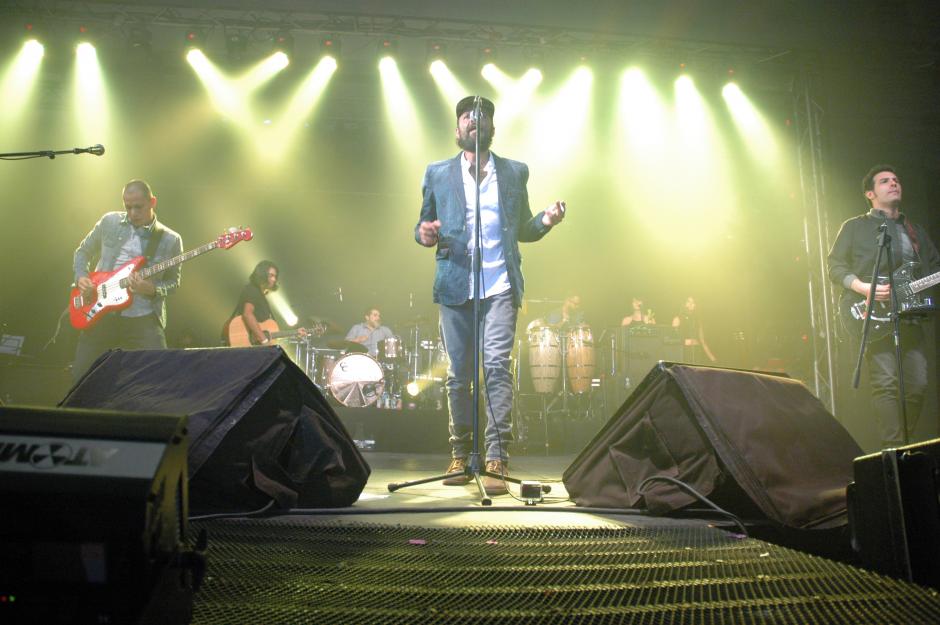 Bohemia Suburbana hizo un recorrido musical por sus nuevas canciones, sin dejar de lado sus m&aacute;s conocidos &eacute;xitos. (Foto: Fredy Hern&aacute;ndez/Soy502)