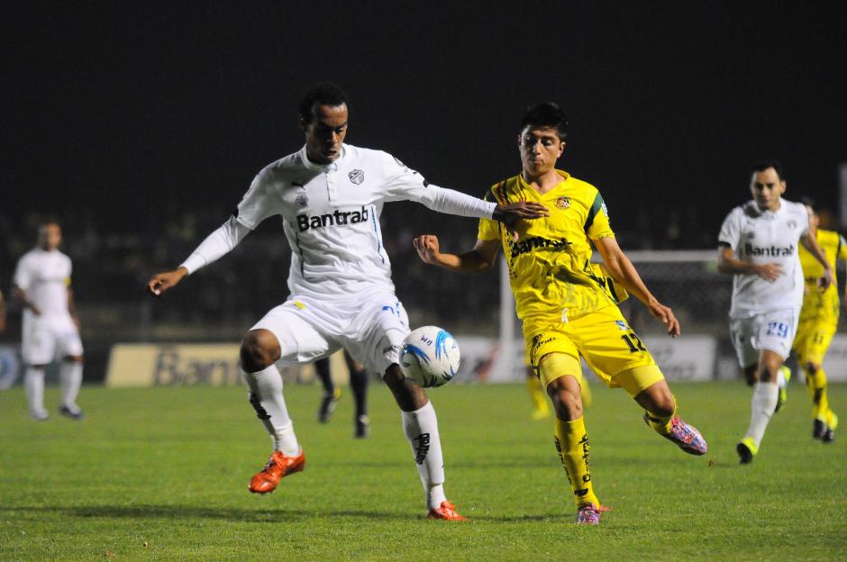 Comunicaciones sac&oacute; un buen resultado en condici&oacute;n de visita y cerrar&aacute; en casa el pr&oacute;ximo s&aacute;bado. (Foto: Nuestro Diario)