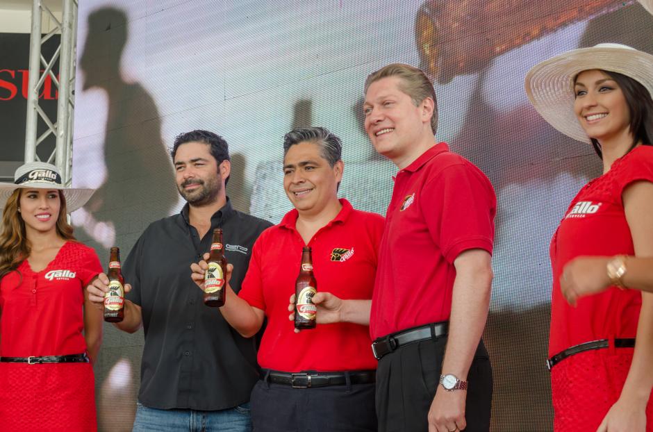     Oficialmente se abre la diversi&oacute;n con el "Verano Gallo".&nbsp;(Foto: Marcelo Jim&eacute;nez/Soy502)