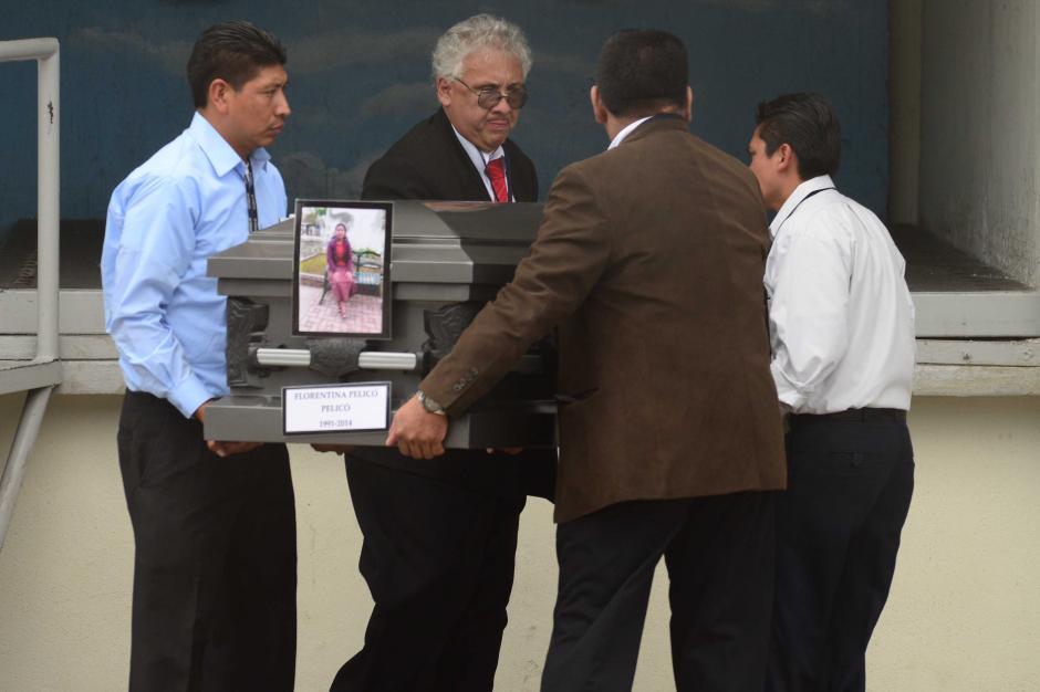 Los restos de Florentina fueron trasladados a San Vicente Buenabaj, Totonicap&aacute;n, donde ser&aacute; sepultada ma&ntilde;ana. (Foto: Jes&uacute;s Alfonso/Soy502)
