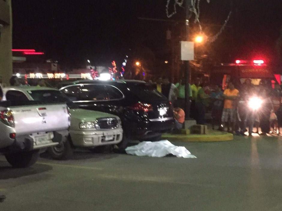 El futbolista hondure&ntilde;o Arnold Peralta, asesinado en un centro comercial en Honduras. (Foto: LaPrensa.HN)