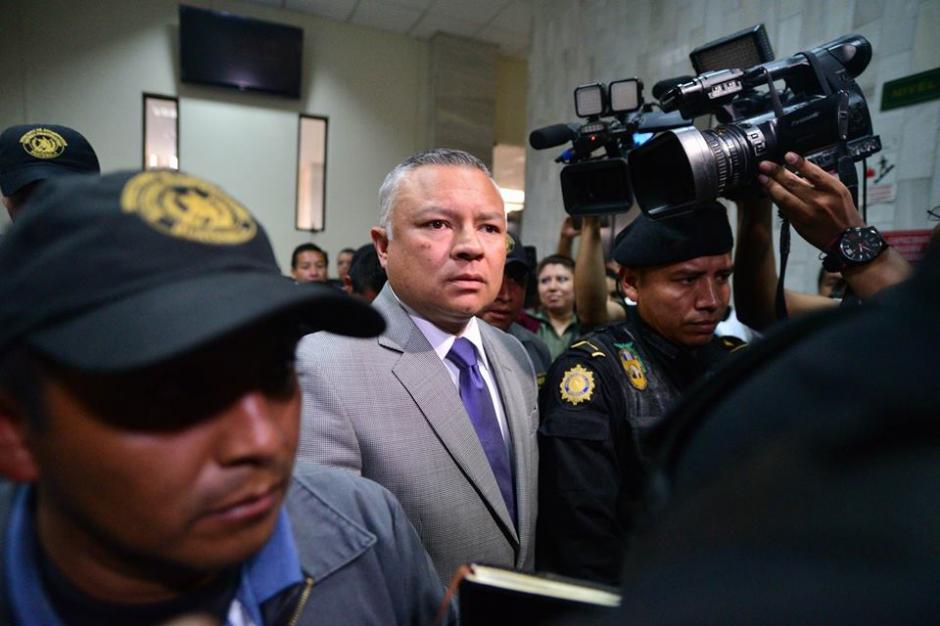 Salvador González "Eco" espera desde ayer para declarar como colaborador eficaz. (Foto: Wilder López/Soy502)