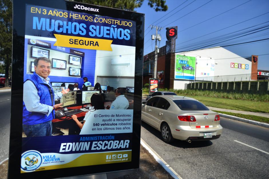 La publicidad que el alcalde ha realizado sobre su imagen y las obras que ha hecho en la municipalidad de Villa Nueva ha superado los 2.5 millones de quetzales. (Foto Wilder López/Soy502)