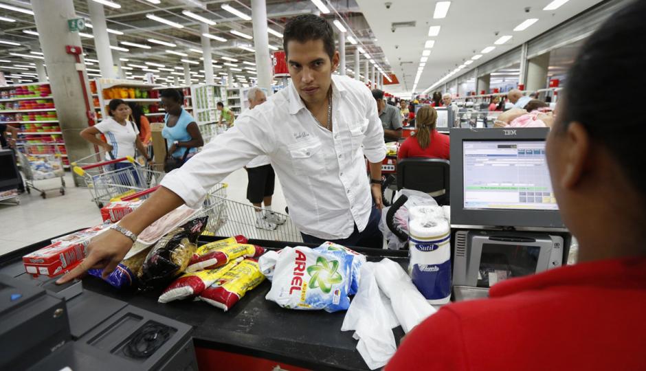 La crisis en Venezuela afecta cada vez m&aacute;s la econom&iacute;a del pa&iacute;s. (Foto: elcomercio.pe)