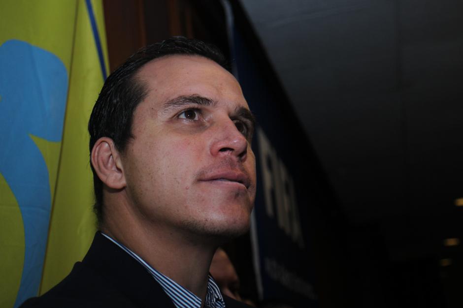 Dwight Pezzarossi, exfutbolista y exministro de Cultura, se despidi&oacute; del cargo con una carta, que public&oacute; en sus redes sociales. (Foto: Archivo/Soy502)