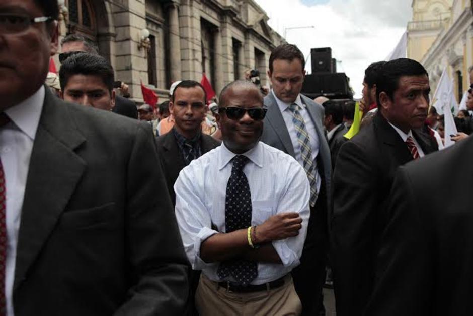 El embajador de Estados Unidos particip&oacute; la semana pasada en una manifestaci&oacute;n donde se ped&iacute;an las reformas a la Ley Electoral y de Partidos Pol&iacute;ticos. (Foto: EFE)&nbsp;