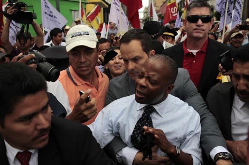 El embajador de Estados Unidos en Guatemala, Todd Robinson, mostró su apoyo a la demanda de cambios a la Ley Electoral y de Partidos Políticos. &nbsp;(Foto: EFE)&nbsp;