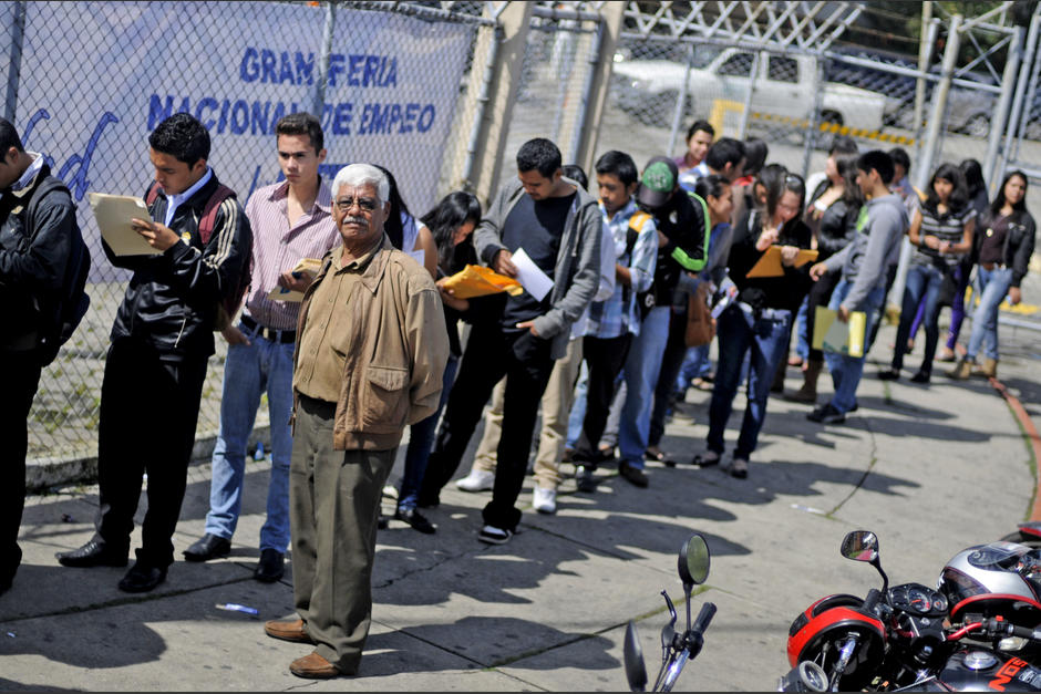 Jornadas laborales de seis horas. Quiz&aacute; ahora parece una idea imposible, pero en Suecia experimentan si la gente trabaja m&aacute;s pasando menos tiempo en el trabajo. (Foto: Archivo/Soy502)