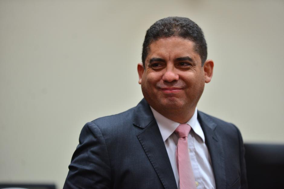 Juan Carlos Monz&oacute;n, prometi&oacute; la otra verdad de Otto P&eacute;rez y Roxana Baldetti, la cual entreg&oacute; al MP y CICIG, la cual deriv&oacute; en un nuevo caso. (Foto: Wilder L&oacute;pez/Soy502)