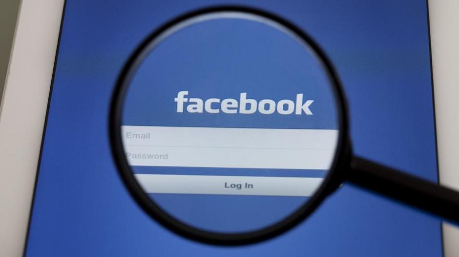 Con esta extesi&oacute;n para Chrome te puedes volver invisible en el chat de Facebook. (Foto: customtricks.com)