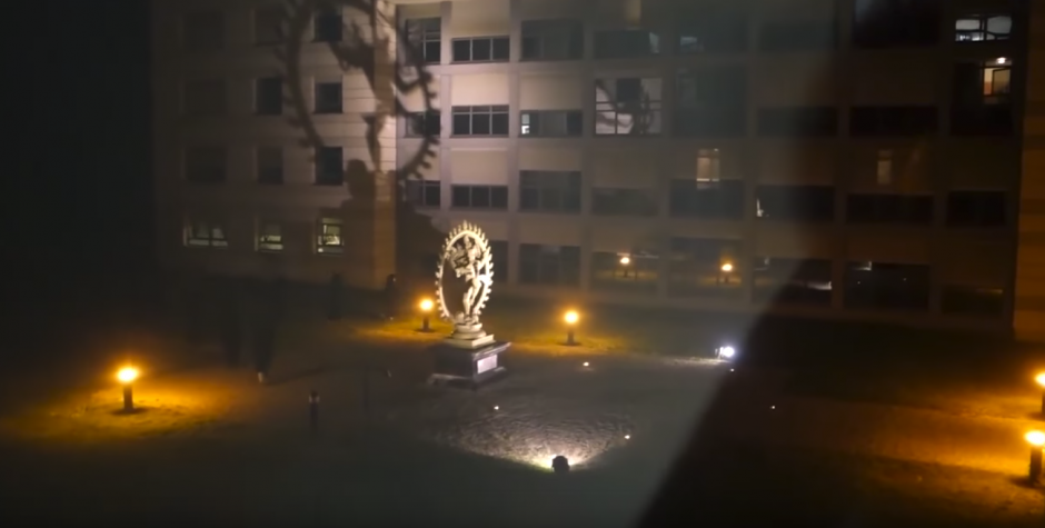 Difunden un video donde se mira un sacrificio humano en Suiza. (Captura de pantalla: Ron Johnson/YouTube)