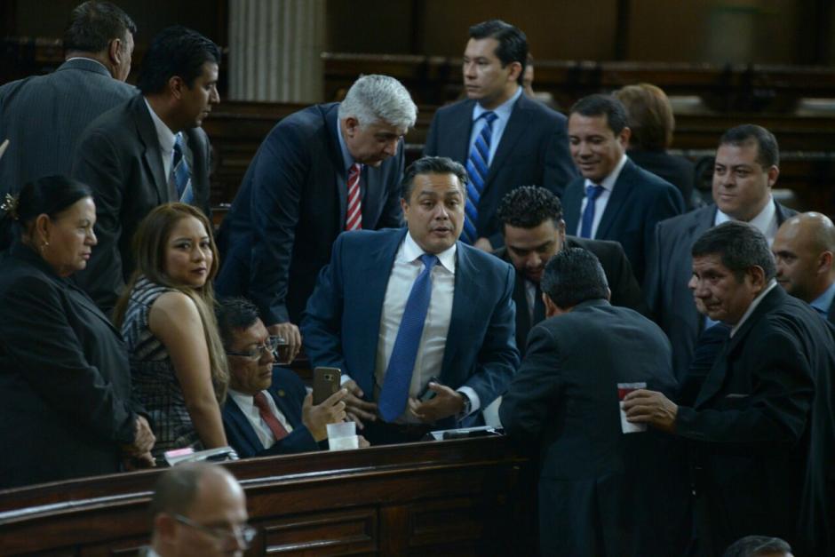 FCN busca aprobar de urgencia nacional el Presupuesto 2017. (Foto: Wilder L&oacute;pez/Soy502)