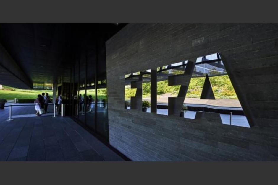 La FIFA confirm&oacute; en un comunicado su decisi&oacute;n de aplazar el proceso administrativo de candidaturas para el Mundial 2026, "debido a la situaci&oacute;n actual", y anunci&oacute; que su Comit&eacute; Ejecutivo abordar&aacute; el tema en una pr&oacute;xima reuni&oacute;n. (Foto: AFP)&nbsp;
