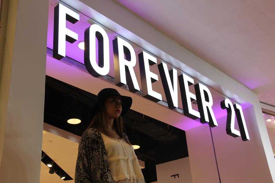 La conocida tienda de ropa y accesorios estadounidense "Forever 21" abre su primera tienda en la ciudad de Guatemala. (Foto: Alexis Batres/Soy502)&nbsp;