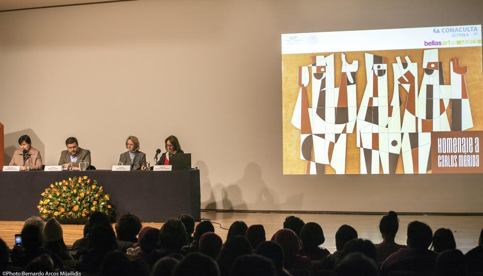 Los expositores recordaron el legado que el artista guatemalteco dej&oacute; principalmente en M&eacute;xico. (Foto: Bernardo Arcos Mijalidis/Palacio de Bellas Artes)