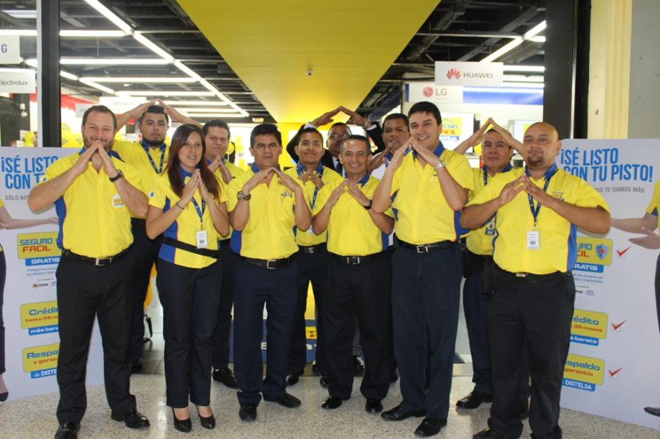 Representantes del Grupo Distelsa explicaron los beneficios de esta nueva opci&oacute;n de compra. (Foto: cortes&iacute;a Distelsa)