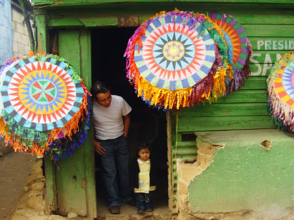 Los tradicionales barriletes son retratados por Valeria, de 16 a&ntilde;os. (Fotokids y The Wshington Post)&nbsp;