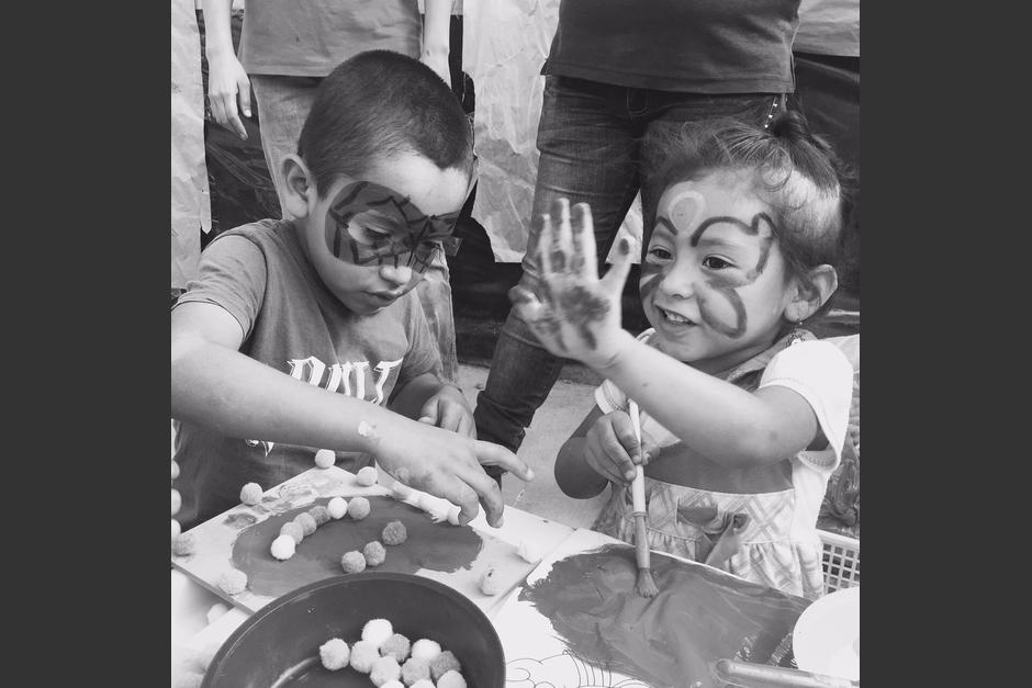 En El Cambray, m&aacute;s que v&iacute;veres o ropa se necesita apoyo moral para quienes perdieron a su familia. (Foto: Nancy Chang).