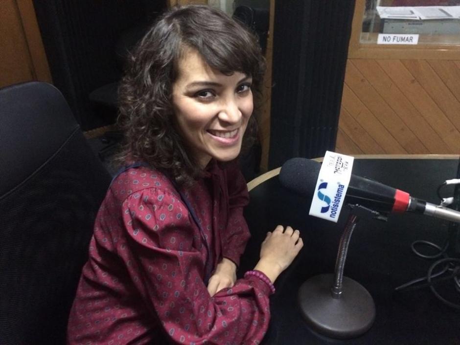Gaby Moreno present&oacute; en redes sociales a su personaje en Elena de Avalor. (Foto: Gaby Moreno oficial) 