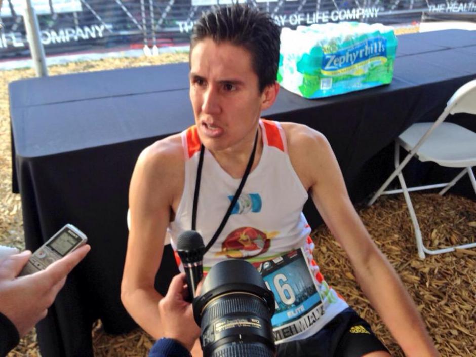 El guatemalteco Luis Carlos Rivero vuelve a ser el gran protagonista en el Marat&oacute;n de Miami. (Foto: v&iacute;a Total USA)