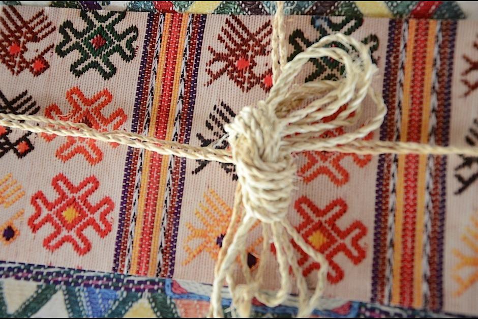 Estos son los 5 regalos de dise&ntilde;o nacional para dar esta navidad. (Foto: Selene Mej&iacute;a/Soy502)