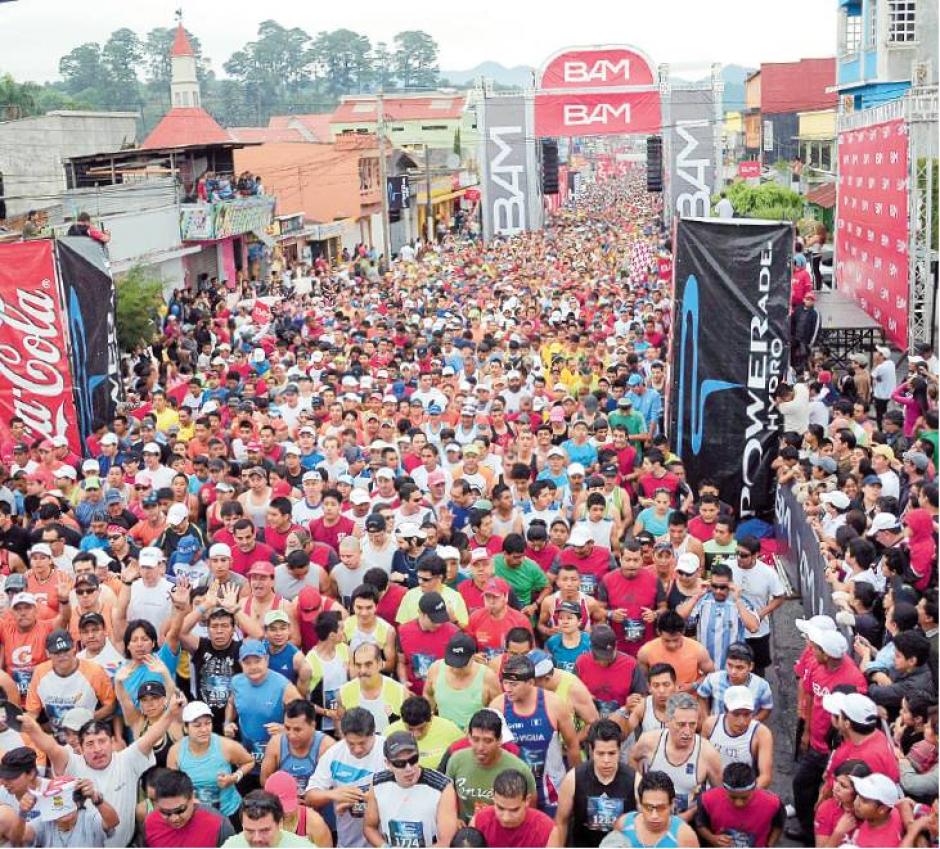 El medio marat&oacute;n de Cob&aacute;n convoca a "runners" de todo el pa&iacute;s. Durante tres d&iacute;as, "La ciudad imperial" vive para la carrera. (Foto: archivo Nuestro Diario).