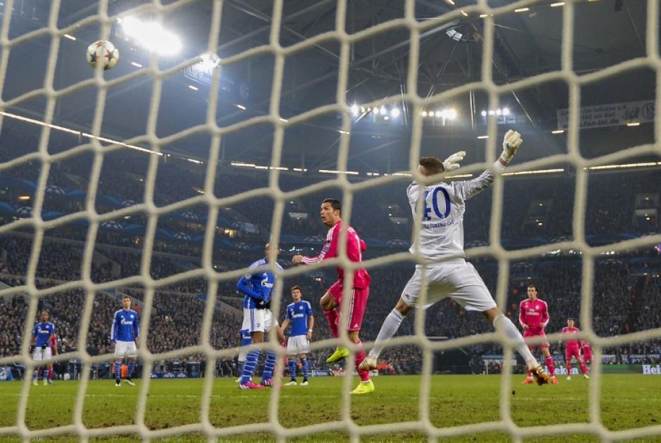 El Real Madrid tiene una ventaja sobre el Schalke 04 que logr&oacute; de visita en el Veltins Arena. (Foto: AFP)