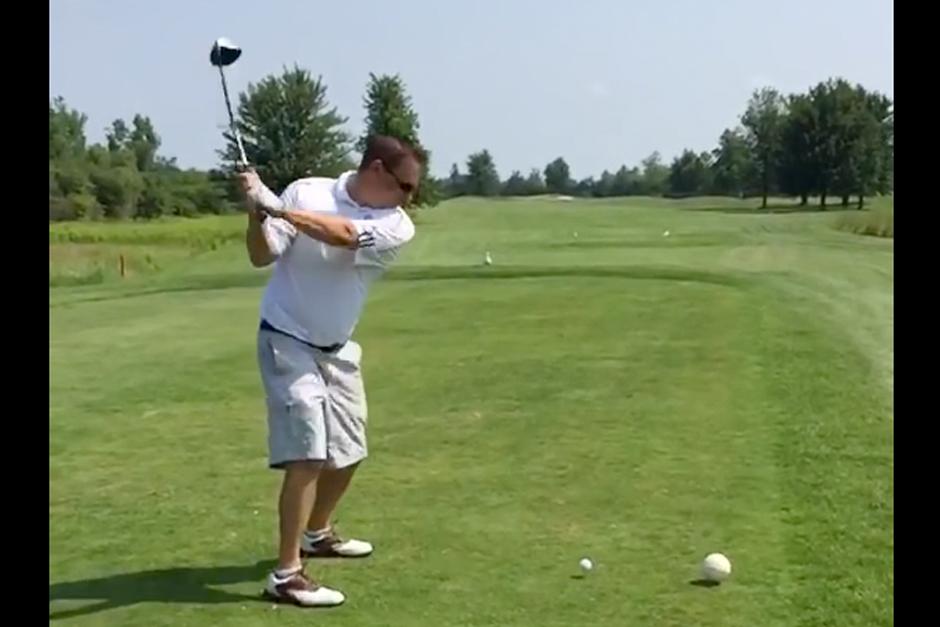 Wright se volte&oacute; ante la impactante imagen y lament&oacute; haber matado al p&aacute;jaro.