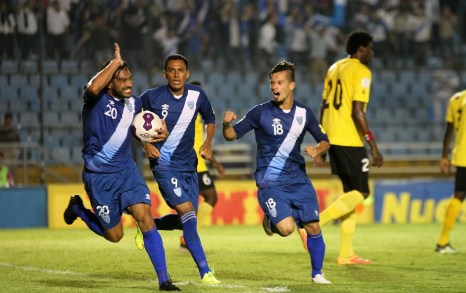 Carlos "el Pescado" Ruiz regres&oacute; a la vida a Guatemala con un gol importante en su carrera. (Foto: Luis Barrios/Soy502)