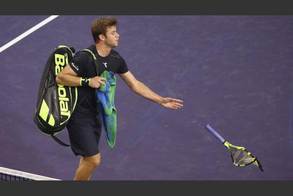 Ryan Harrison no soport&oacute; su eliminaci&oacute;n del Masters 1000 de Indian Wells. (Foto: Infobae)