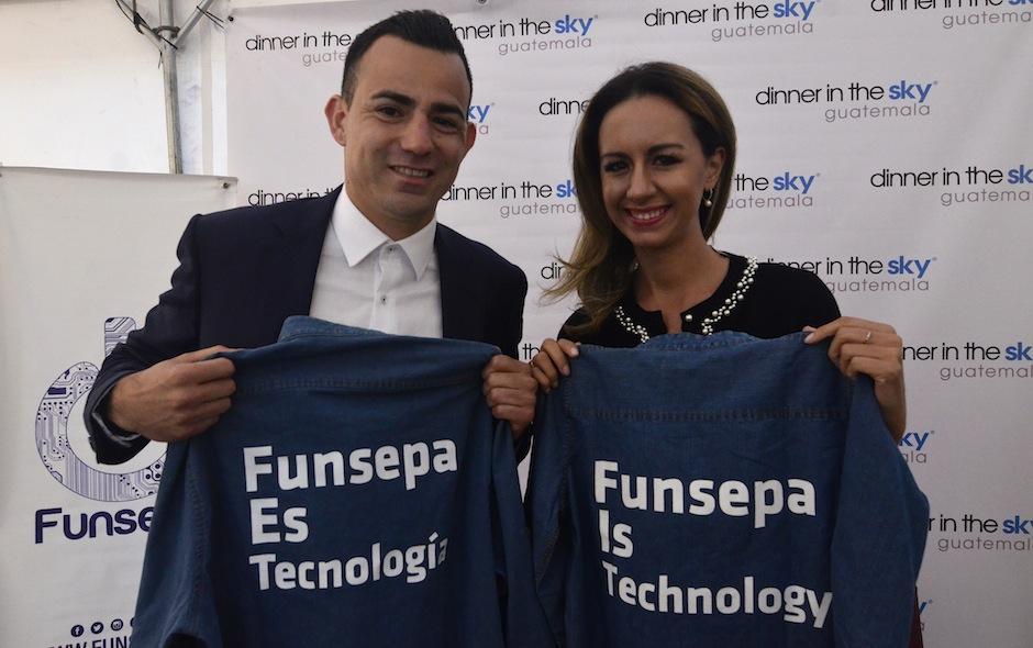 Funsepa presenta a los H&eacute;roes de la Educaci&oacute;n. (Foto: Selene Mej&iacute;a/Soy502)