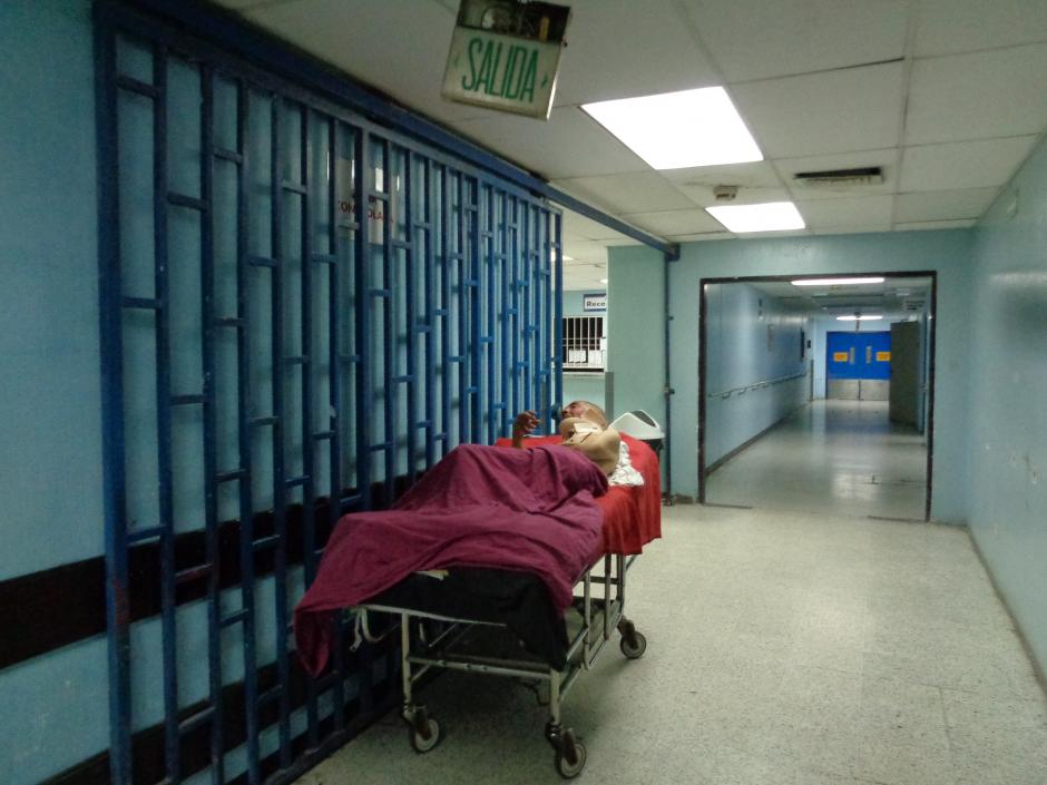 Los pacientes del hosptial general San Juan de Dios son los que m&aacute;s problemas deben enfrentar a causa del desabastecimiento. (Foto Marcia Zavala/Soy502)