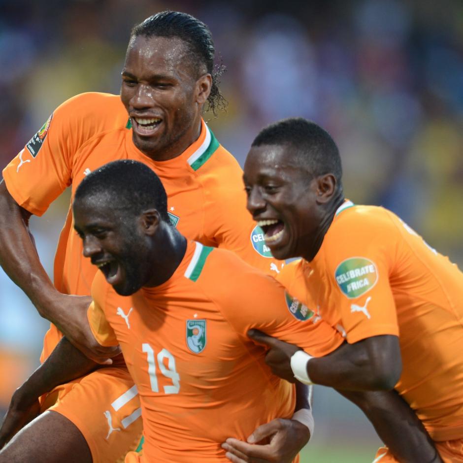 Marruecos, pa&iacute;s anfitri&oacute;n, teme que las delegaciones sean contagiadas. En la foto, jugadores de Costa de Marfil, encabezados por Drogba. (Foto: Twitter)