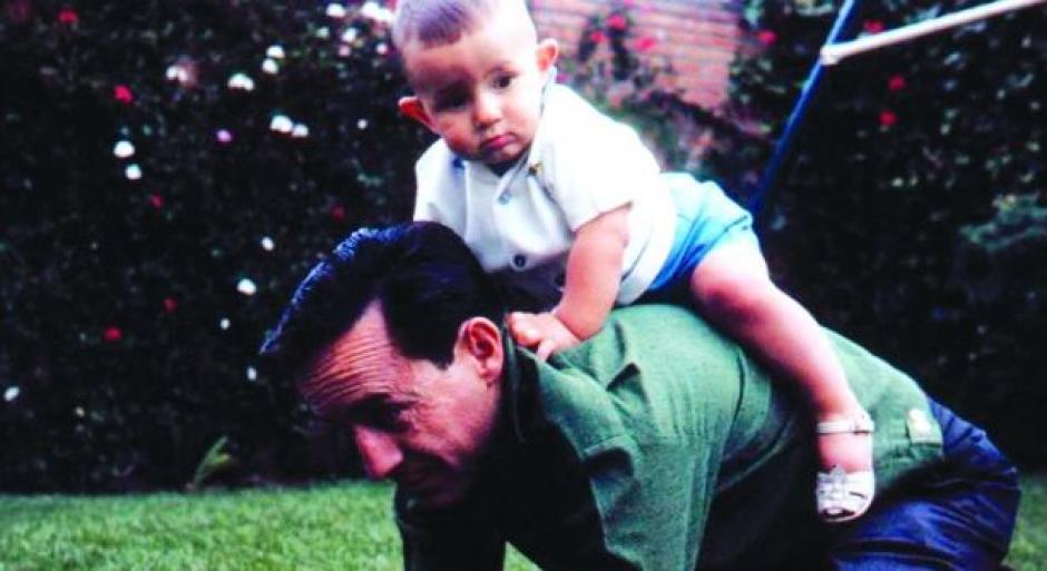 Roberto G&oacute;mez Fern&aacute;ndez, hijo de Chespirito, escribi&oacute; un hermoso mensaje en Facebook, para despedir a su padre. (Foto: Caras)