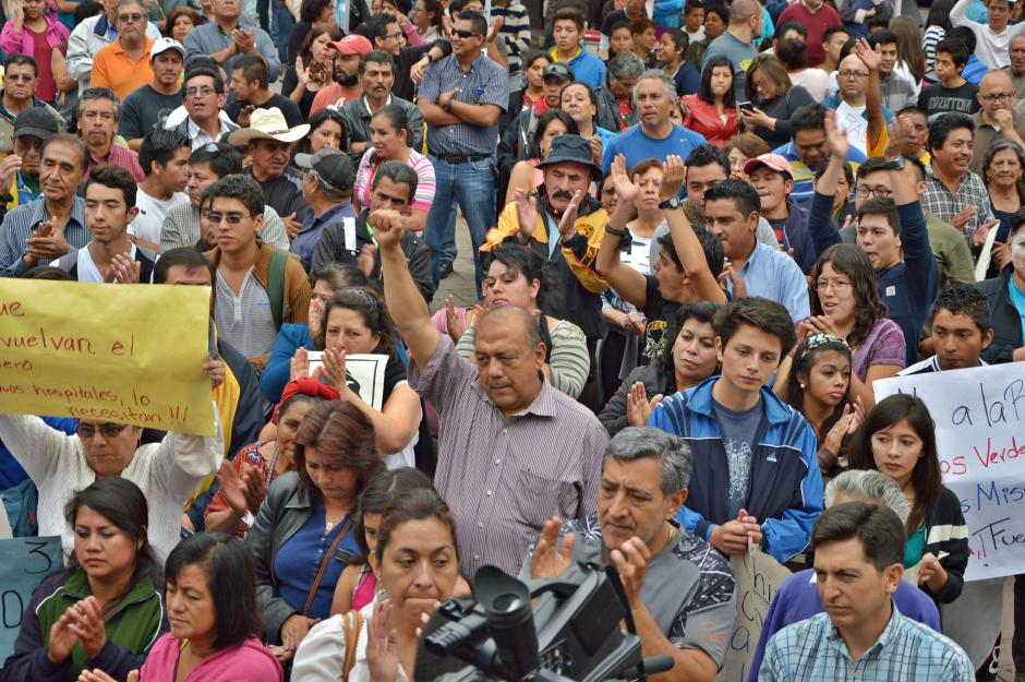 En Huehuetenango se pudo observar a cientos de guatemaltecos que salieron a las calles a manifestar en contra de la corrupci&oacute;n. (Foto: Nuestro Diario)