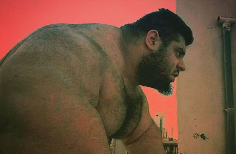 El hombre de 24 a&ntilde;os es llamado el "Hulk" iran&iacute;. (Foto: eldiariony.com)