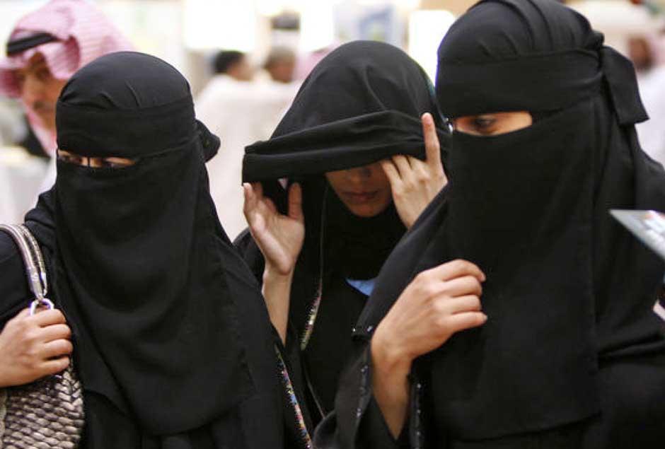 En Arabia Saudita las mujeres sufren de una diversidad de restricciones. (Foto: diariodn.co)