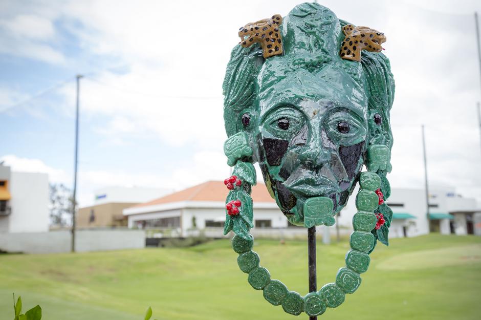 Este a&ntilde;o el trofeo es un rostro maya prehisp&aacute;nico, elaborado en jade y piedras preciosas. Su valor supera los dos mil d&oacute;lares. (Foto: George Rojas/Soy502)